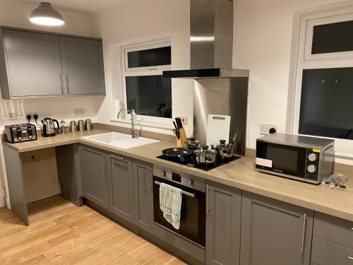 Be More Homely Presents Ros A Luxury 4 Bed House In A Quiet Area Of Marston Green Virgin Media S, Castle Bromwich, West Midlands