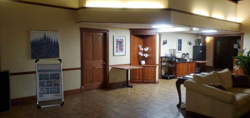 Americas Best Value Inn Chippewa Falls - main image