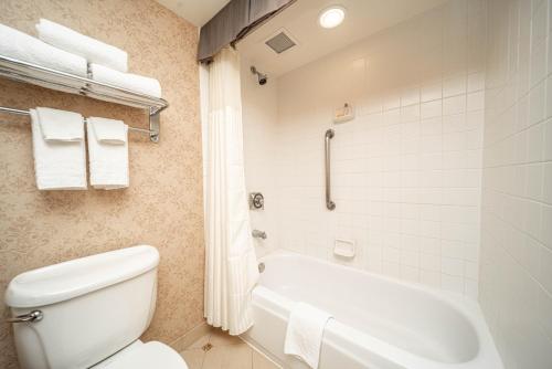 Reno Suites - image 2