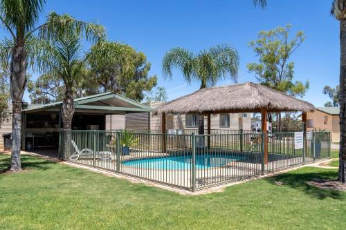 . Paringa Caravan Park
