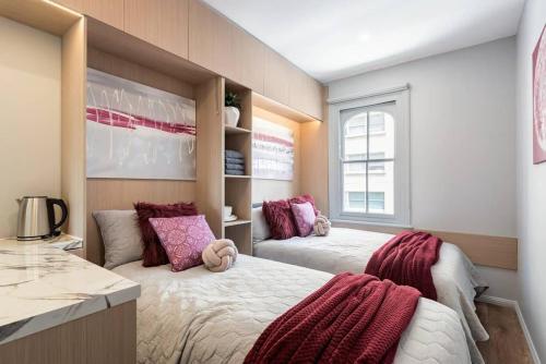 Private Triple Room in Sydney City Near TrainBus UTS DarHar&ICC&ChinaTown - ROOM ONLY