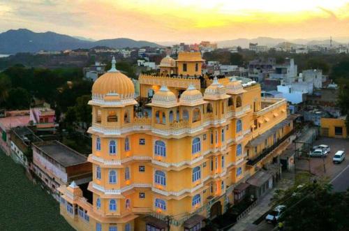 . Bloom Boutique l A Heritage Property at Lake Pichola