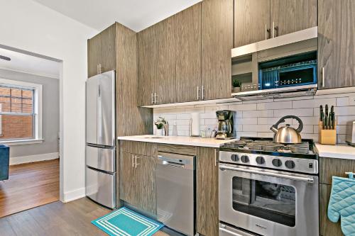 1BR Tranquil & Airy Apartment in Lincoln Square - Campbell rep