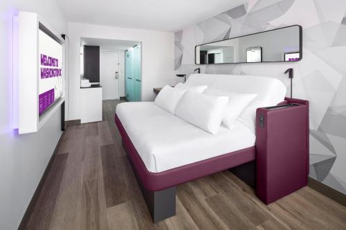 278596362 YOTEL Washington DC