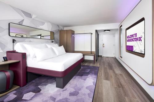 278596441 YOTEL Washington DC