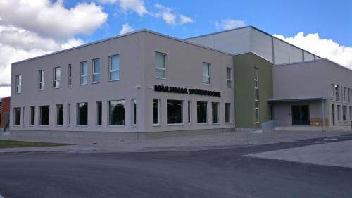 Viesnīcas āriene, Märjamaa spordihoone (Marjamaa spordihoone) in Marjamaa