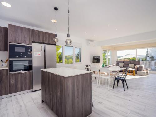 Holiday Home Casa Encinas by Interhome in La Sabatera