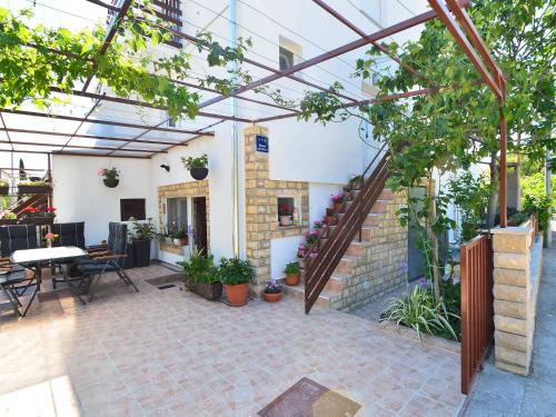  Apartment Draženka, Unterkunft in Pirovac