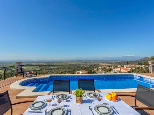  Holiday Home BLUE VIEW in Palau-Saverdera