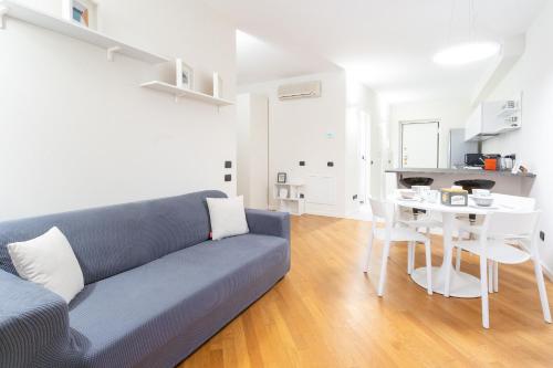 White Flat in Como City Center by RentAllComo - image 13