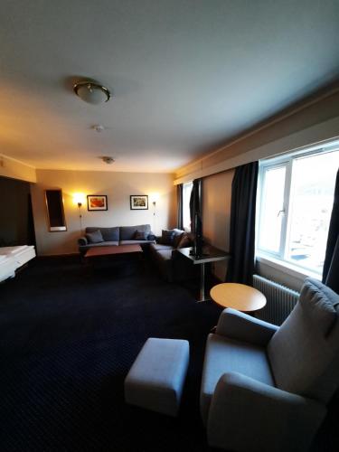 Sunndalsøra Hotell in Опдал