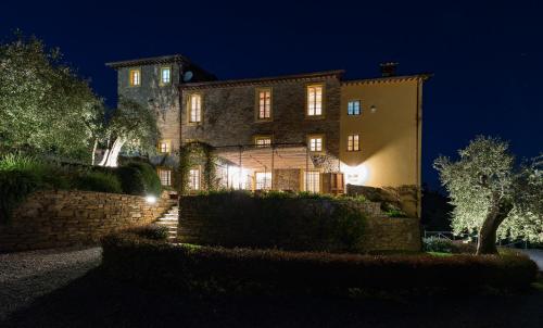 Luxury 6-bed Tuscan Villa near Lucca