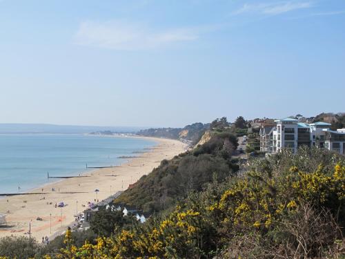 St Michaels Road - image 9