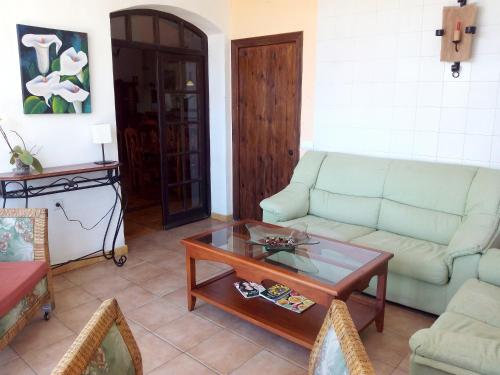  3 bedrooms appartement with city view and terrace at Jubrique, Unterkunft in Jubrique