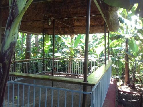ระเบียง/ชานเรือน, Inviting 2-Bed House Komakundi Rural Kilimanjaro in มารังกู