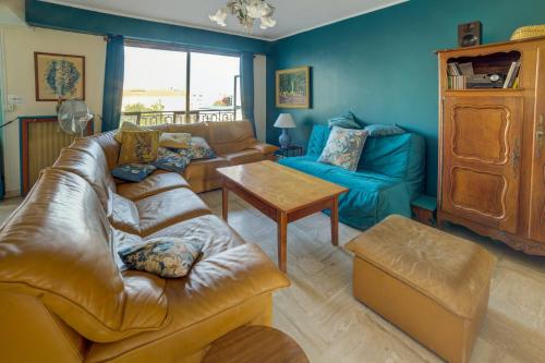 Apartment with one bedroom in Antibes with furnished balcony and WiFi - image 3