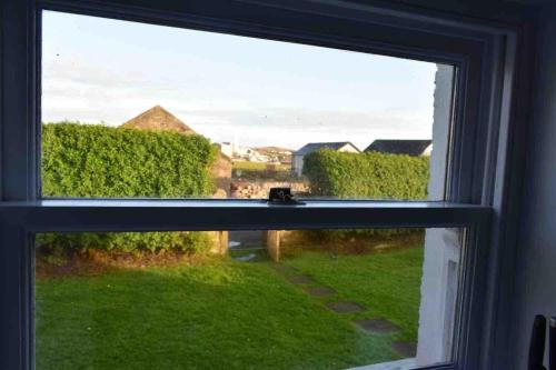 Quaint and Quirky Cottage in Port Ellen