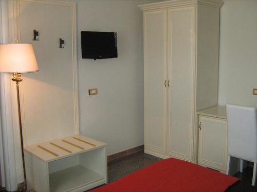 Appia Nuova Holiday B&B - image 2