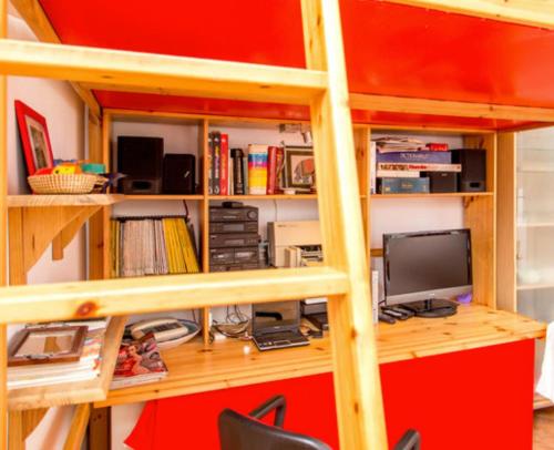 Studio in Roma with enclosed garden and WiFi - image 2