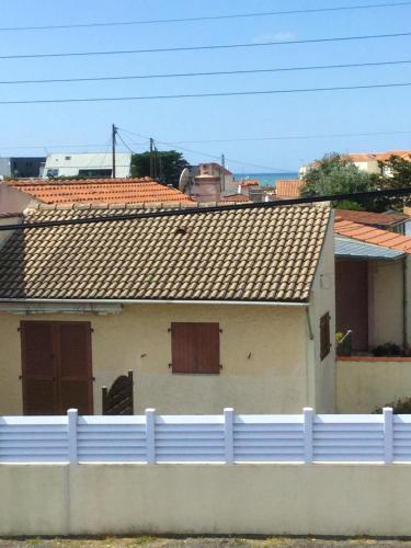House with 3 bedrooms in Saint Hilaire de Riez with enclosed garden and WiFi 200 m from the beach