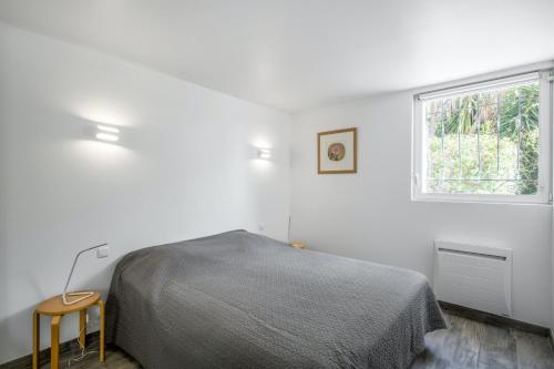 Appartement confortable à Hyères avec piscine privée - image 2