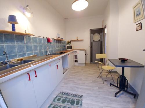 Maison d'une chambre avec jardin clos et wifi a Montreuil