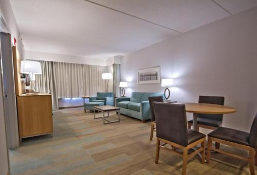 Holiday Inn Manahawkin/Long Beach Island, an IHG Hotel