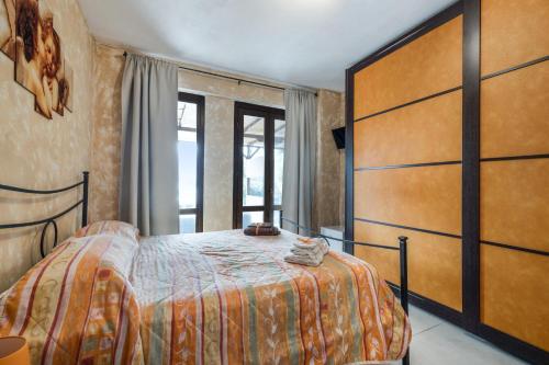 3 bedrooms apartement with private pool jacuzzi and enclosed garden at Fabrica di Roma