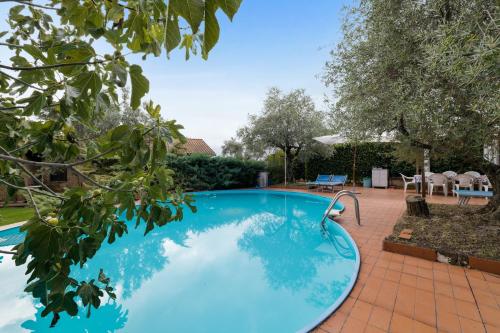 3 bedrooms apartement with private pool jacuzzi and enclosed garden at Fabrica di Roma