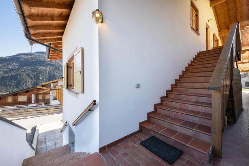 Villa Mazzel with balcony - image 9