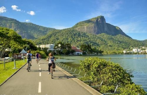Apartment near beach/Lagoa the best point of RIO.!