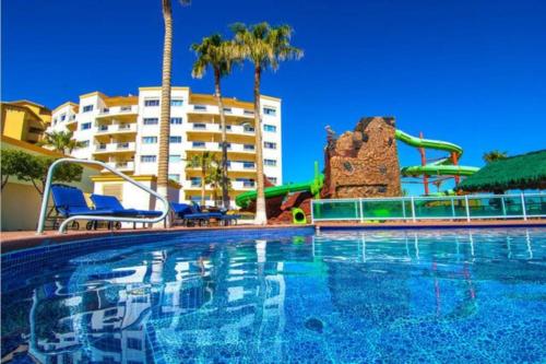 Las Palmas Resort Condo 603 with amazing sea view in แซนดี บีช