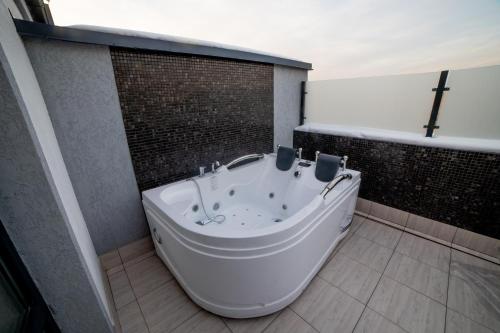 ห้องน้ำ, HOTEL NEW YORK TASHKENT in ทาชเคนต์