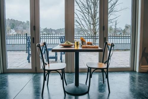 voco Saranac Lake NY - Waterfront by IHG