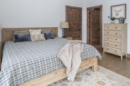 Wildridge Chalet - image 3