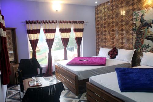 Phoenix Home Stay