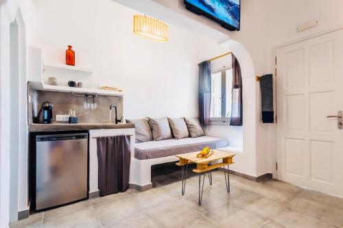 Galanis Sweet Home Milos - image 12