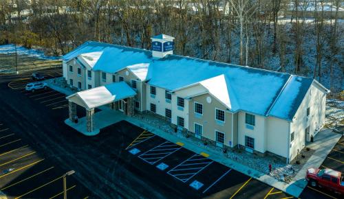 Cobblestone Inn & Suites - Brookville