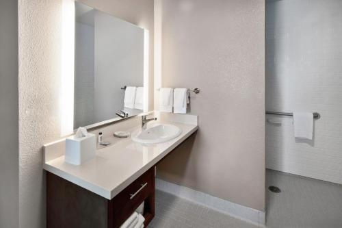 Staybridge Suites Irvine - John Wayne Airport, an IHG Hotel