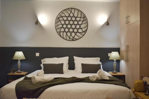 Window to...Acropolis! - image 12