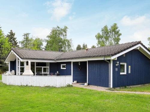 Six-Bedroom Holiday home in Væggerløse 2