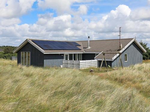  Four-Bedroom Holiday home in Hals 5 in 6950 Ringkøbing