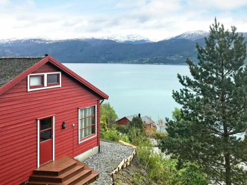 Four-Bedroom Holiday home in Norheimsund - image 4