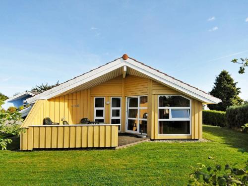 6 person holiday home in Gelting