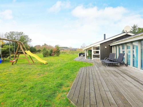 Four-Bedroom Holiday home in Jerup 2