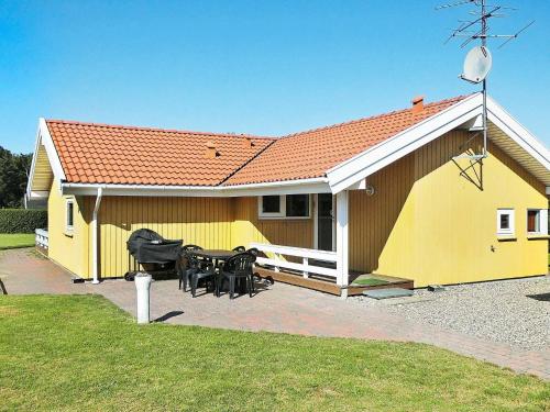 6 person holiday home in Nordborg