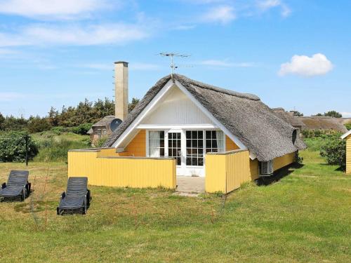 . Vintage Holiday Home in Ringk bing With Naturalistic Views