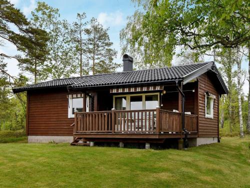 Two-Bedroom Holiday home in Frändefors 1