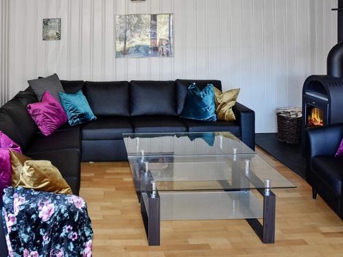 บริการและสิ่งอำนวยความสะดวก, 10 person holiday home in skei i jølster in ฟอร์ด