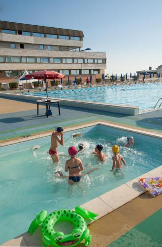 Grand Hotel Continental - image 11